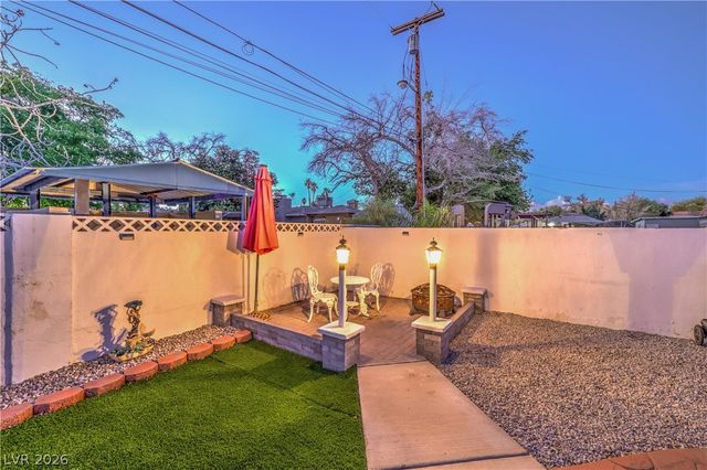 1963 Catalpa Trail, Las Vegas, NV 89108