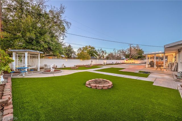 1963 Catalpa Trail, Las Vegas, NV 89108