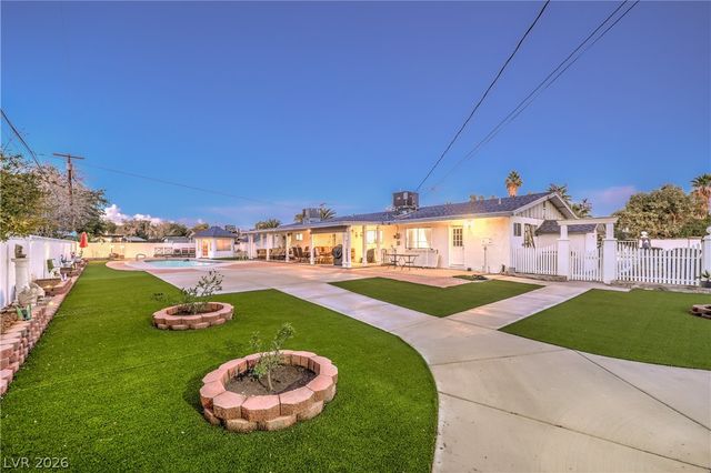 1963 Catalpa Trail, Las Vegas, NV 89108