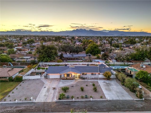 1963 Catalpa Trail, Las Vegas, NV 89108