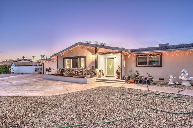 1963 Catalpa Trail, Las Vegas, NV 89108