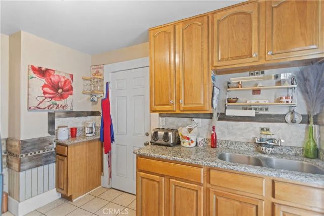 4048 9th Street, Riverside, CA 92501