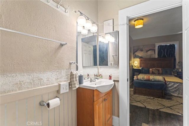 4048 9th Street, Riverside, CA 92501