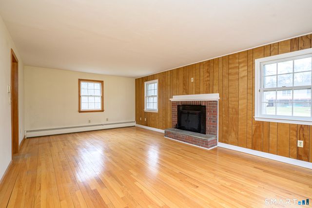 3015 David Avenue, Killingly, CT 06239