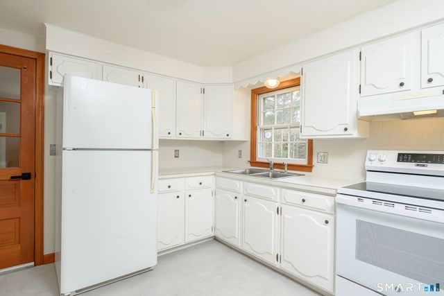 3015 David Avenue, Killingly, CT 06239