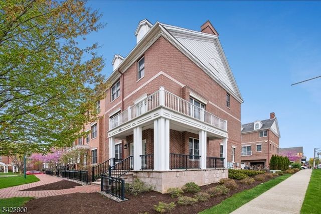 20 Gable Walk 20, Livingston Twp., NJ 07039