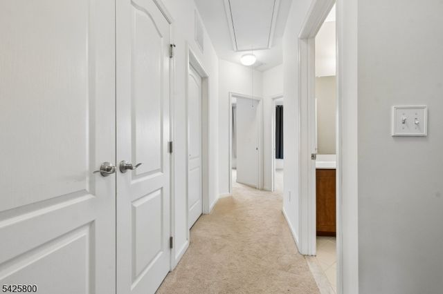 20 Gable Walk 20, Livingston Twp., NJ 07039