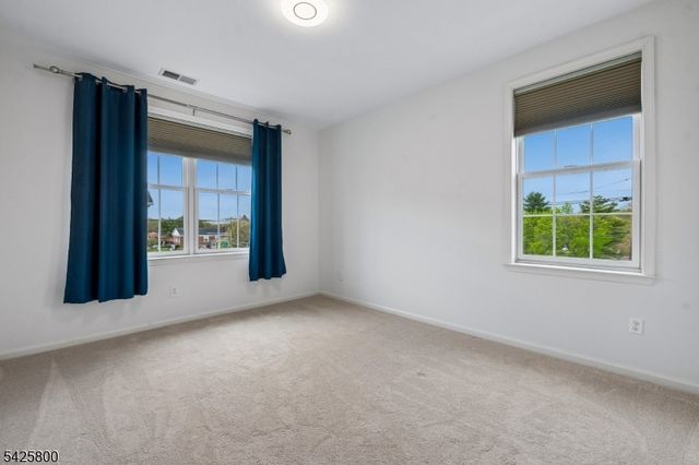 20 Gable Walk 20, Livingston Twp., NJ 07039