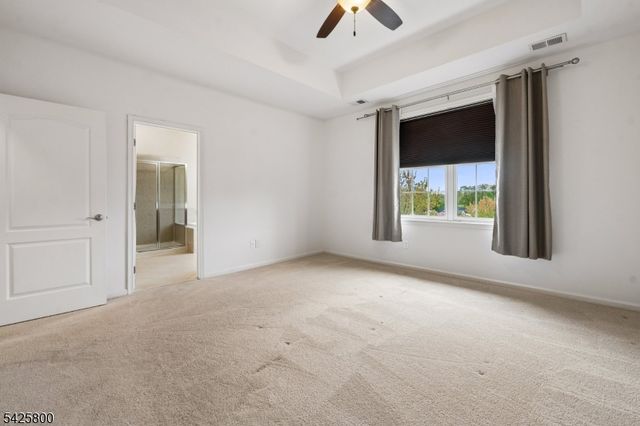 20 Gable Walk 20, Livingston Twp., NJ 07039