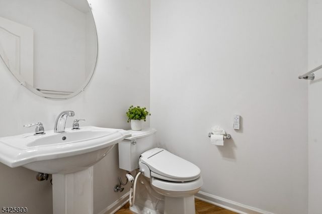 20 Gable Walk 20, Livingston Twp., NJ 07039