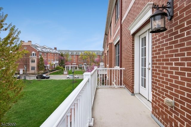 20 Gable Walk 20, Livingston Twp., NJ 07039