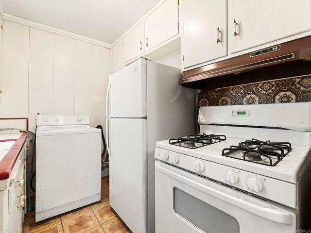 3724 30 Euclid Avenue, San Diego, CA 92105