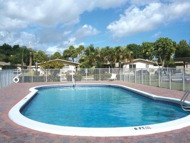 425 SW 18TH Avenue, Fort Lauderdale, FL 33312
