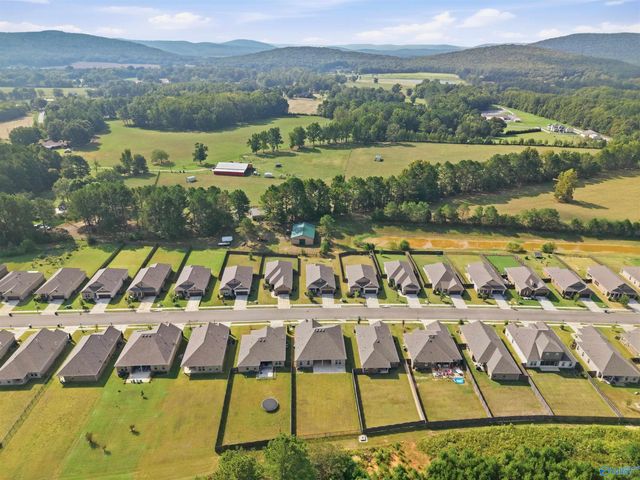 9018 Mountain Preserve Boulevard, Gurley, AL 35748