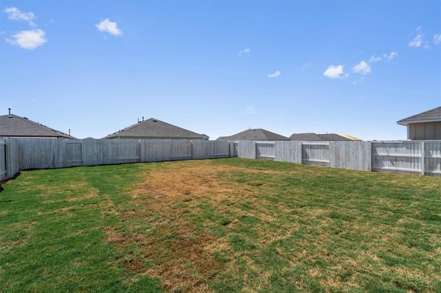 202 Chesterfield DR, Kyle, TX 78640