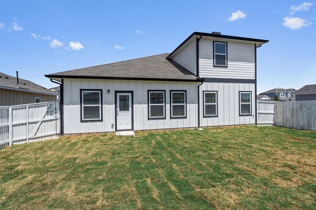 202 Chesterfield DR, Kyle, TX 78640