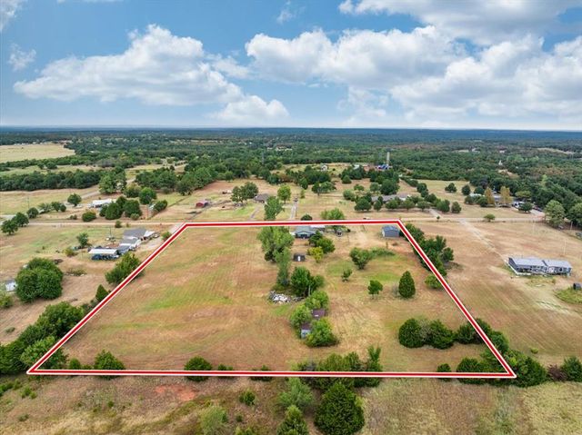 329131 E Lincoln Street, Harrah, OK 73045