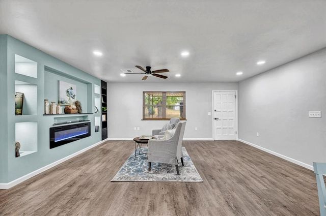329131 E Lincoln Street, Harrah, OK 73045