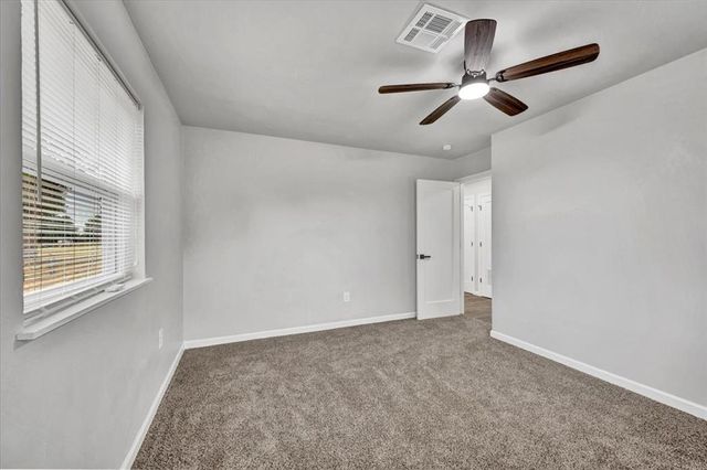 329131 E Lincoln Street, Harrah, OK 73045