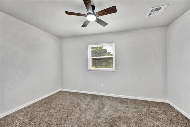 329131 E Lincoln Street, Harrah, OK 73045