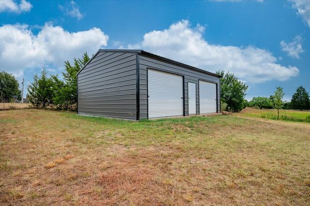 329131 E Lincoln Street, Harrah, OK 73045