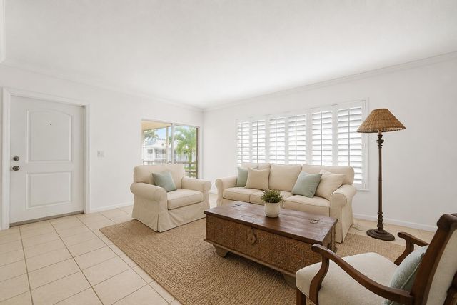 4501 S OCEAN Boulevard F3, Lantana, FL 33480