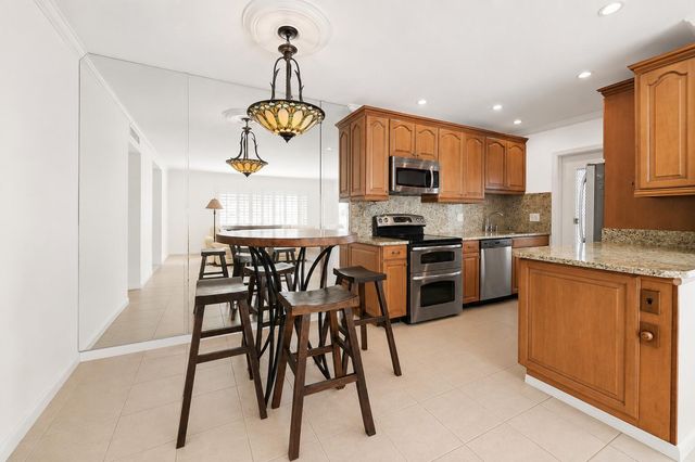 4501 S OCEAN Boulevard F3, Lantana, FL 33480