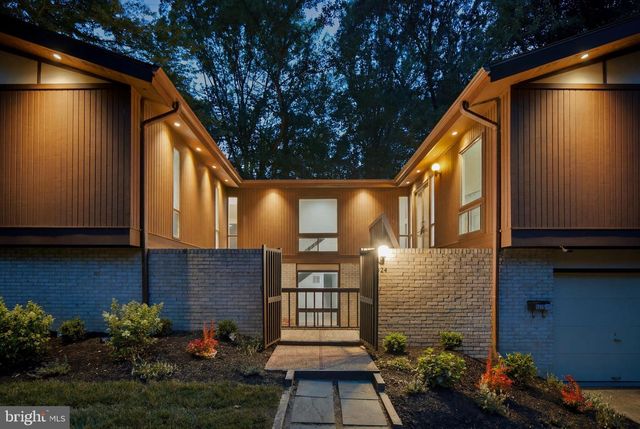 4304 ANN FITZ HUGH DR, Annandale, VA 22003