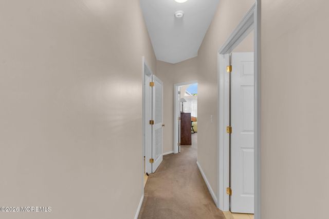 4 Woodburn Road, Manahawkin, NJ 08050