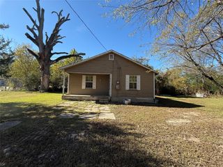 114 Nicholson Street, Sulphur Springs, TX 75482