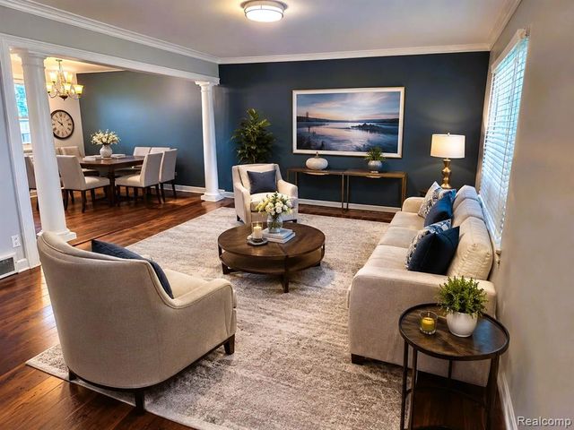 2536 Alveston Drive, Bloomfield Hills, MI 48304
