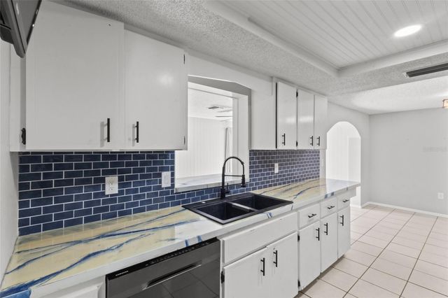 280 EIDER ROAD, Venice, FL 34293