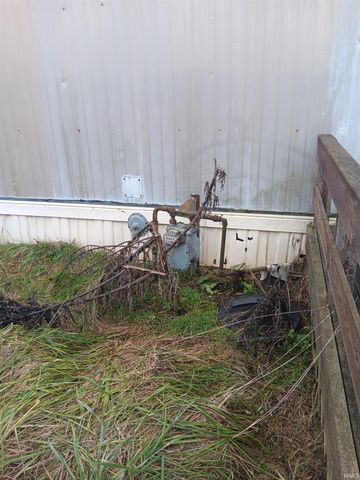 4785 E Wheatland Road, Vincennes, IN 47591