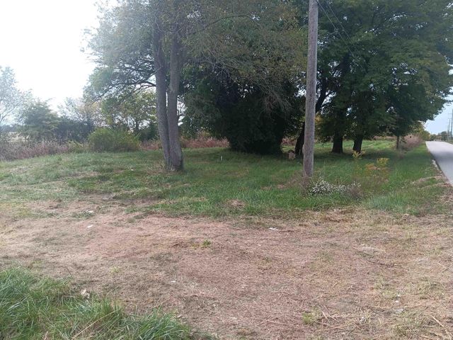 4785 E Wheatland Road, Vincennes, IN 47591