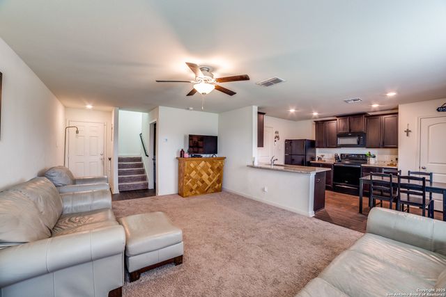 11831 Latour, San Antonio, TX 78252
