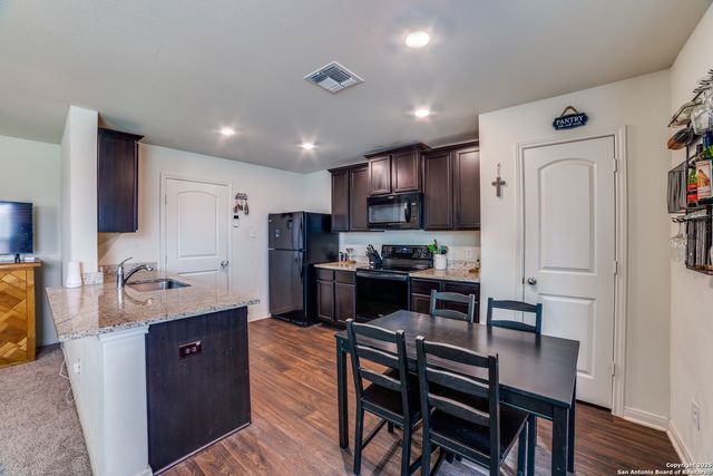 11831 Latour, San Antonio, TX 78252