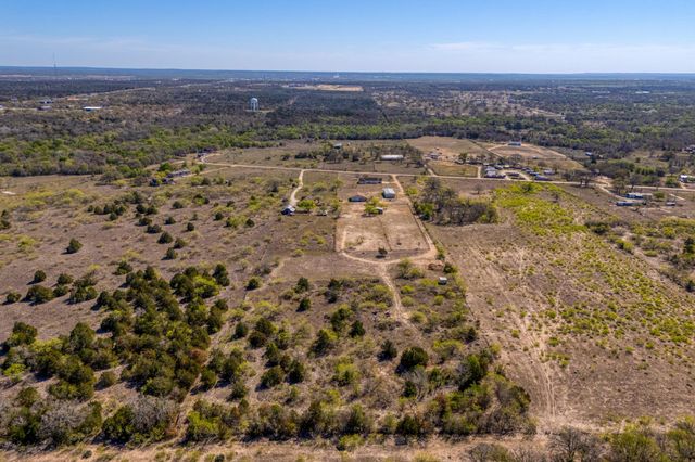 154 Three Oaks LN, Bastrop, TX 78602