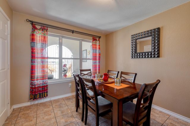 154 Three Oaks LN, Bastrop, TX 78602