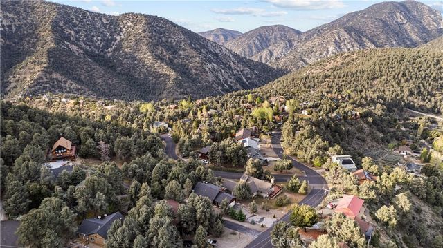 2301 Tirol Drive, Pine Mountain Club, CA 93225