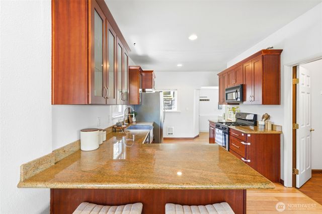3310 Rucker Avenue, Everett, WA 98201