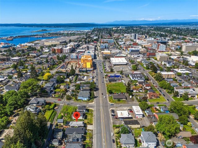3310 Rucker Avenue, Everett, WA 98201