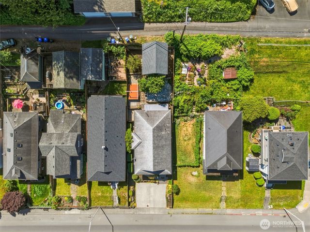 3310 Rucker Avenue, Everett, WA 98201