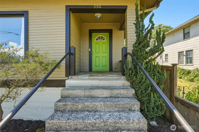 3310 Rucker Avenue, Everett, WA 98201