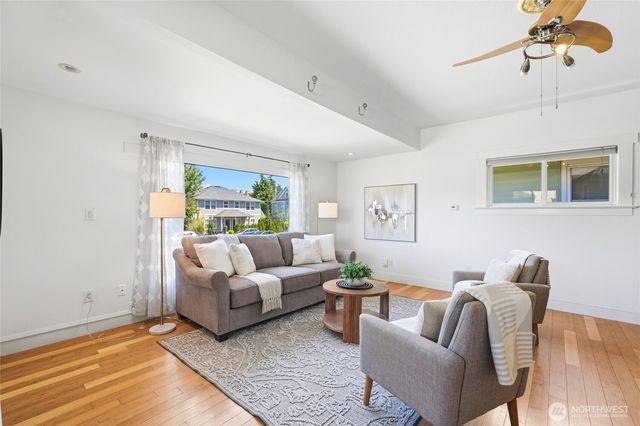 3310 Rucker Avenue, Everett, WA 98201