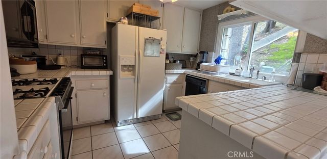 7254 Pomelo, West Hills, CA 91307