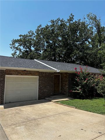 69 Leatherwood Drive, Holiday Island, AR 72631
