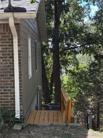 69 Leatherwood Drive, Holiday Island, AR 72631