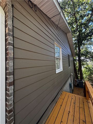 69 Leatherwood Drive, Holiday Island, AR 72631