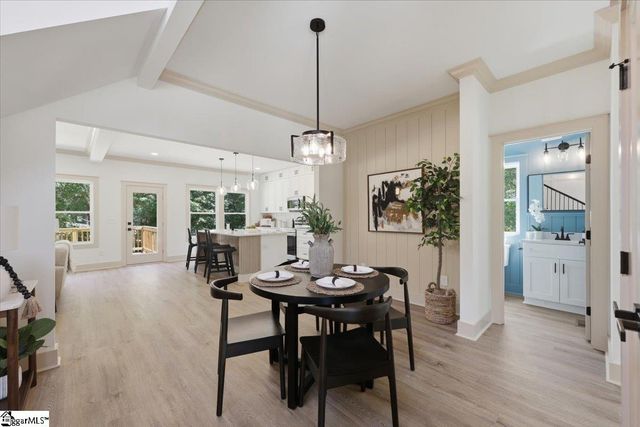 26 Queen Street, Fountain Inn, SC 29644