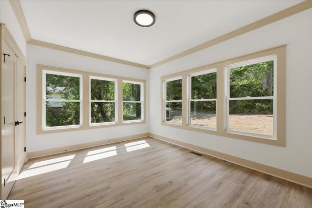 26 Queen Street, Fountain Inn, SC 29644